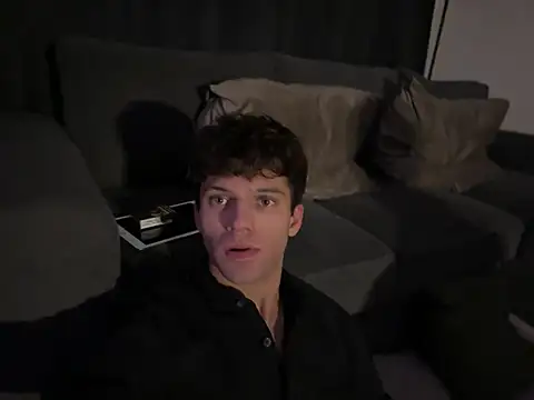 Snapshot of JK-boyzz chatting on 2, 1, 2025 JK-boyzz online show from 2, 1, 2025