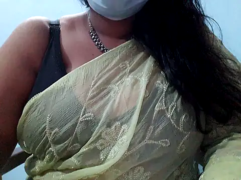 Snapshot of Tamilsathya2024 chatting on 5, 1, 2025 Tamilsathya2024 online show from 5, 1, 2025