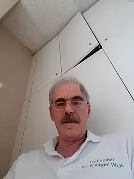 Snapshot of farock chatting on 20, 12, 2024 farock online show from 20, 12, 2024