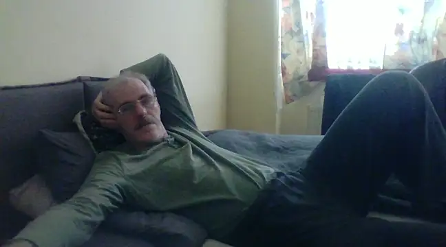 Snapshot of farock chatting on 2, 2, 2025 farock online show from 2, 2, 2025