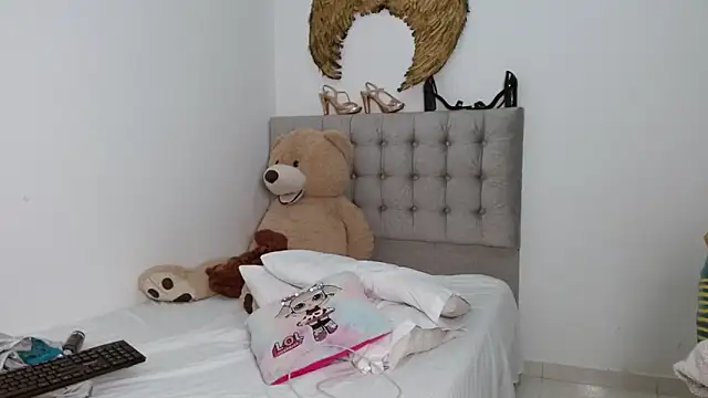 Snapshot of Sexy_Lia_ chatting on 8, 10, 2025 Sexy Lia online show from 8, 10, 2025