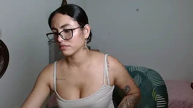 Snapshot of Sexy_Lia_ chatting on 17, 3, 2026 Sexy Lia online show from 17, 3, 2026