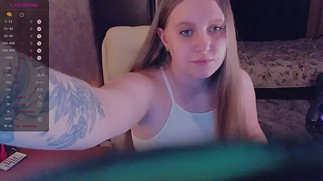 Snapshot of Alice_Dreamgirl_ chatting on 28, 12, 2024 Alice Dreamgirl online show from 28, 12, 2024