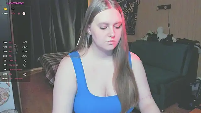 Snapshot of Alice_Dreamgirl_ chatting on 21, 10, 2025 Alice Dreamgirl online show from 21, 10, 2025