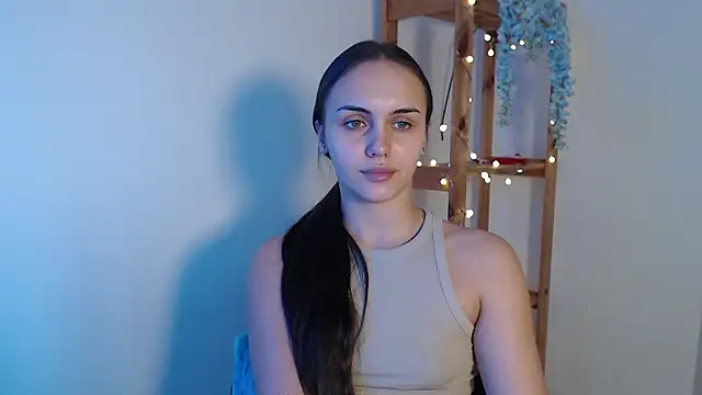 IrinaShayk18 online show from 1, 2, 2025