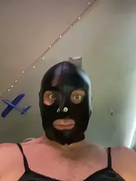 Snapshot of kinkycdslutsv chatting on 20, 9, 2025 kinkycdslutsv online show from 20, 9, 2025