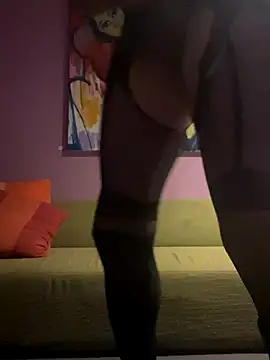 Snapshot of kinkycdslutsv chatting on 29, 10, 2025 kinkycdslutsv online show from 29, 10, 2025