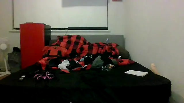 Snapshot of kinkycdslutsv chatting on 19, 3, 2026 kinkycdslutsv online show from 19, 3, 2026