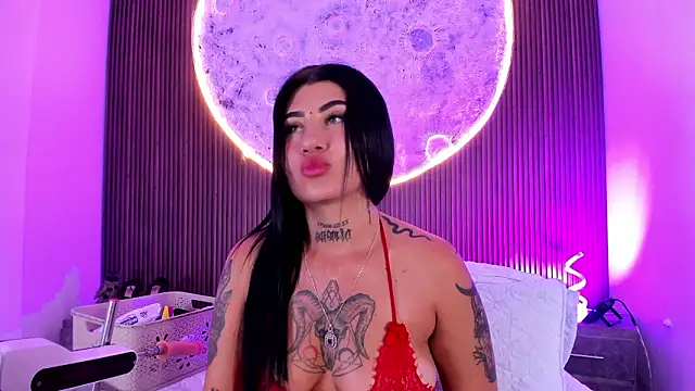 MegganLuna online show from 3, 2, 2026