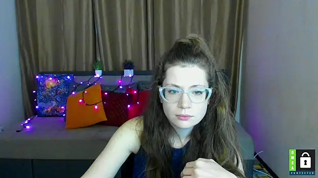 Alicia redfollow online show from 12, 1, 2025