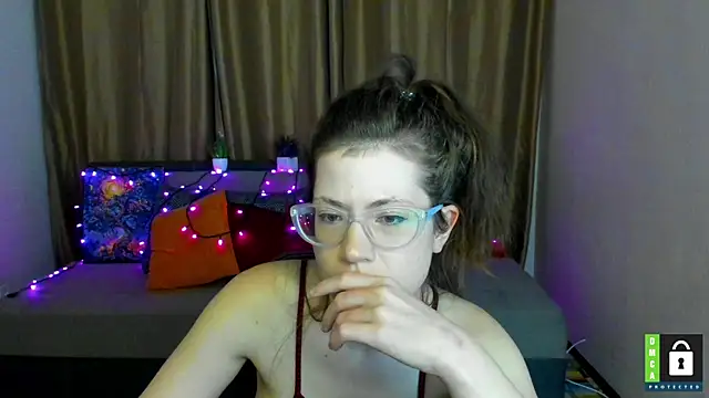 Alicia redfollow online show from 12, 1, 2025