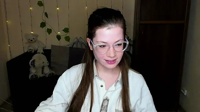 Alicia redfollow online show from 15, 1, 2025