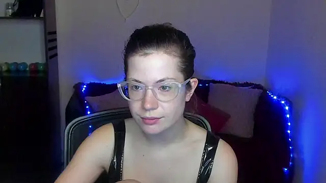 Alicia redfollow online show from 19, 1, 2025