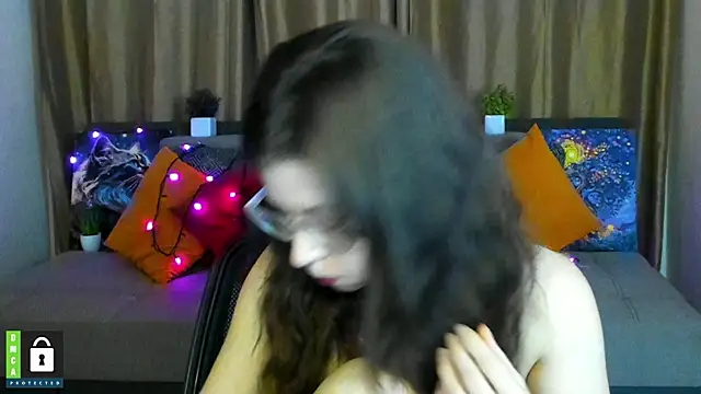 Alicia redfollow online show from 24, 1, 2025