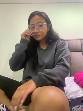 Anny boo  online show from 1, 1, 2025