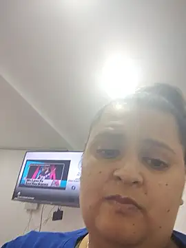 Miss balloonsmila online show from 11, 1, 2026