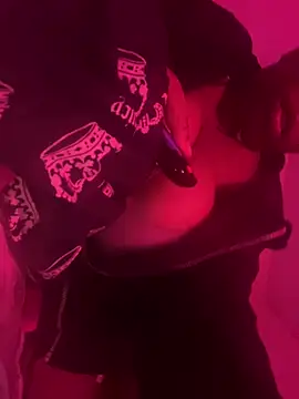 kiaxkiaa online show from 31, 12, 2024