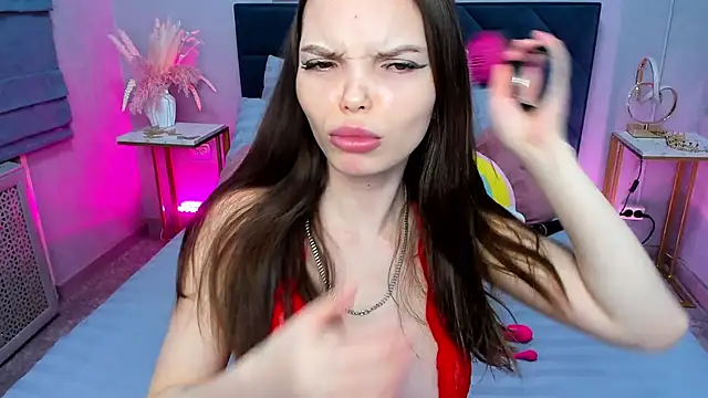 Curvy Dynamite  online show from 14, 1, 2026