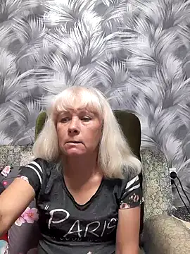 Snapshot of sakura_blonde chatting on 27, 10, 2025 sakura blonde online show from 27, 10, 2025