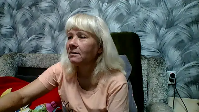 Snapshot of sakura_blonde chatting on 31, 10, 2025 sakura blonde online show from 31, 10, 2025