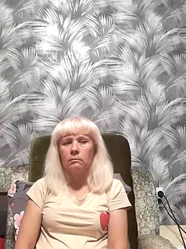 Snapshot of sakura_blonde chatting on 6, 11, 2025 sakura blonde online show from 6, 11, 2025