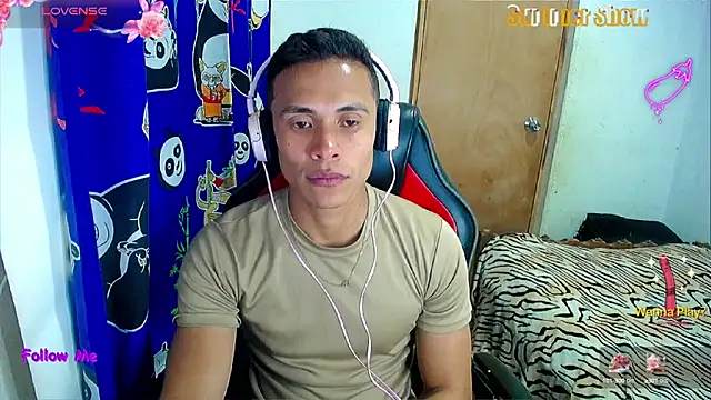 Snapshot of Willy_Mate chatting on 1, 1, 2025 Willy Mate online show from 1, 1, 2025