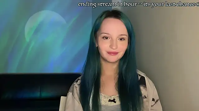 Snapshot of bumble_bee chatting on 31, 12, 2024 bumble bee online show from 31, 12, 2024