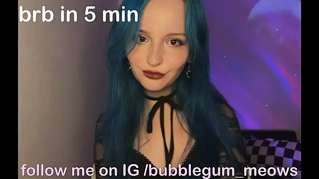 Snapshot of bumble_bee chatting on 14, 2, 2025 bumble bee online show from 14, 2, 2025