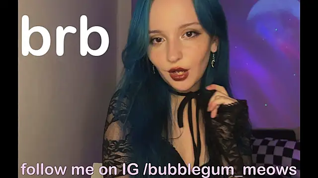 Snapshot of bumble_bee chatting on 17, 2, 2025 bumble bee online show from 17, 2, 2025