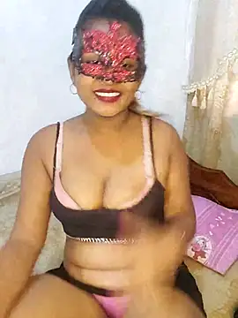 Snapshot of blackrose02 chatting on 8, 3, 2025 blackrose02 online show from 8, 3, 2025