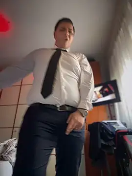 SecretlyDD online show from 5, 2, 2025