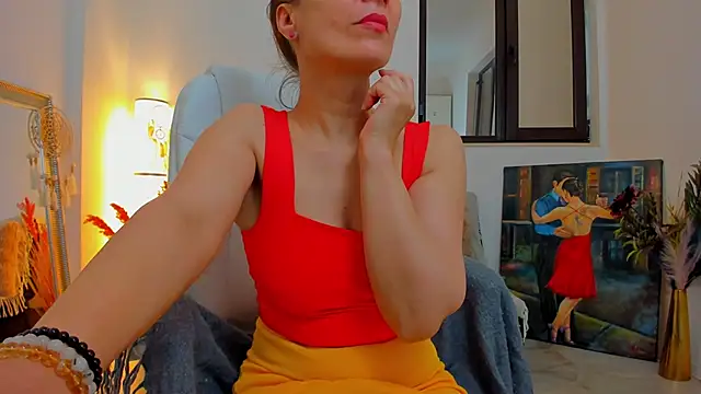 Julya Anna online show from 6, 5, 2026