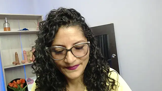 arianna ros3 online show from 10, 1, 2025