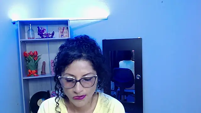 arianna ros3 online show from 4, 2, 2025
