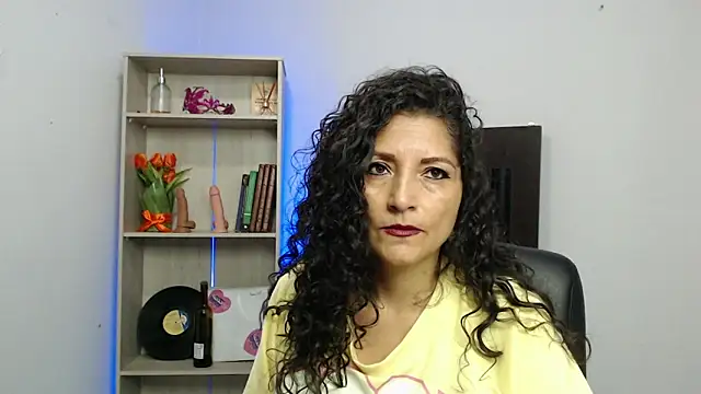 arianna ros3 online show from 8, 2, 2025