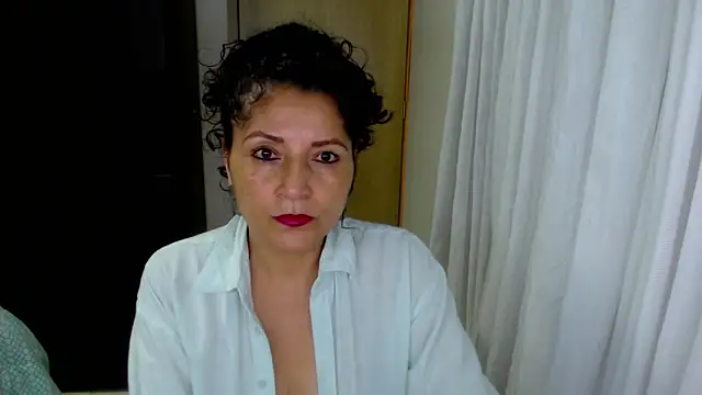 arianna ros3 online show from 13, 5, 2026