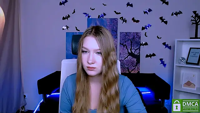 Snapshot of playful_sophie chatting on 27, 12, 2024 playful sophie online show from 27, 12, 2024