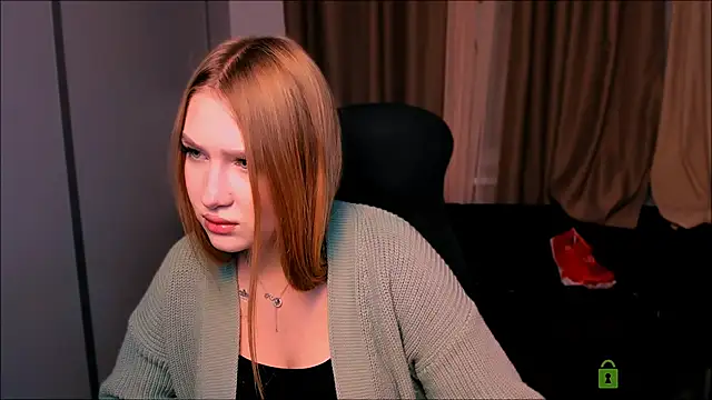 Snapshot of playful_sophie chatting on 22, 1, 2025 playful sophie online show from 22, 1, 2025