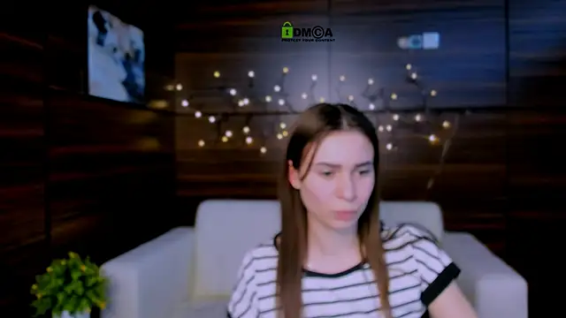 Snapshot of playful_sophie chatting on 25, 1, 2025 playful sophie online show from 25, 1, 2025
