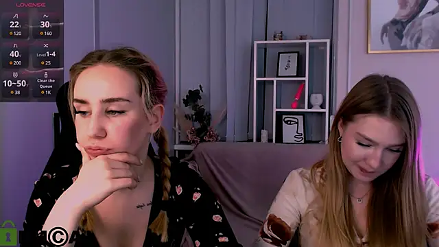 Snapshot of playful_sophie chatting on 29, 1, 2025 playful sophie online show from 29, 1, 2025
