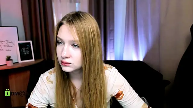 Snapshot of playful_sophie chatting on 31, 1, 2025 playful sophie online show from 31, 1, 2025
