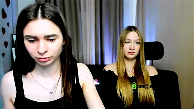 Snapshot of playful_sophie chatting on 18, 2, 2025 playful sophie online show from 18, 2, 2025