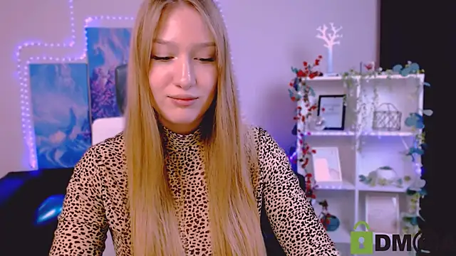 Snapshot of playful_sophie chatting on 20, 2, 2025 playful sophie online show from 20, 2, 2025