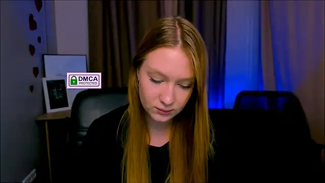 Snapshot of playful_sophie chatting on 10, 3, 2025 playful sophie online show from 10, 3, 2025