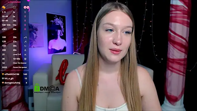 Snapshot of playful_sophie chatting on 16, 3, 2025 playful sophie online show from 16, 3, 2025