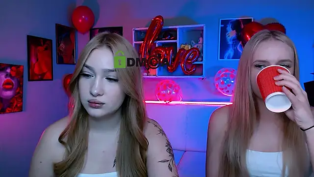 playful sophie online show from 9, 2, 2026