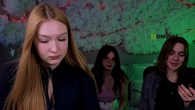 playful sophie online show from 8, 3, 2026