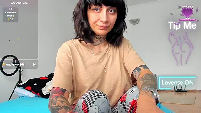 Lucky Deniz online show from 12, 3, 2025