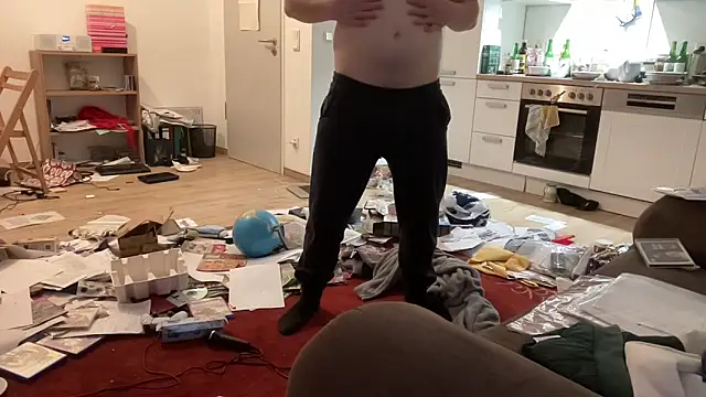 Snapshot of Mister_Musterman chatting on 16, 12, 2024 Mister Musterman online show from 16, 12, 2024