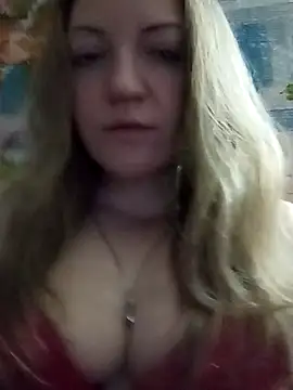 KattyLuuu online show from 27, 11, 2025